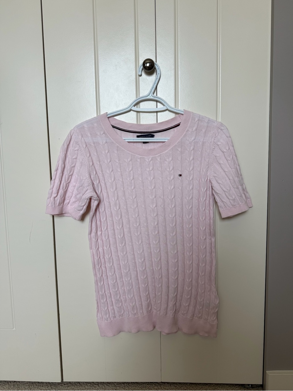 Tommy Hilfiger light pink short-sleeve cable knit sweater